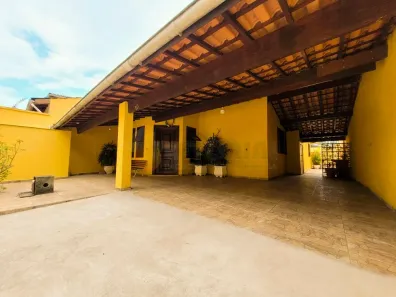 Casa com 2 Quartos à venda, 153m² no Martim de Sá, Caraguatatuba