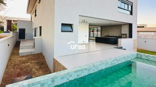 Sobrado com 4 Quartos à venda, 311m² no Residencial Goiânia Golfe Clube, Goiânia