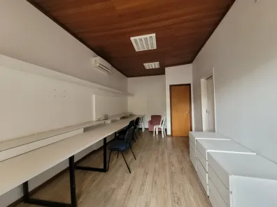 Sala Comercial à venda, 170m² no Petrópolis, Porto Alegre