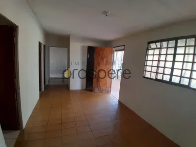 Casa com 3 Quartos à venda, 72m² no Cecap, Presidente Prudente