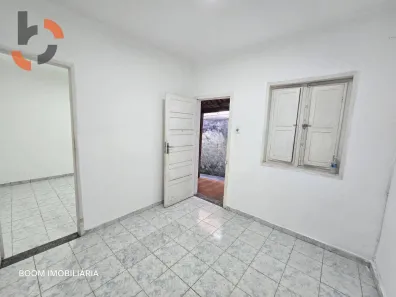 Casa com 1 Quarto para alugar, 55m² no Caonze, Nova Iguaçu