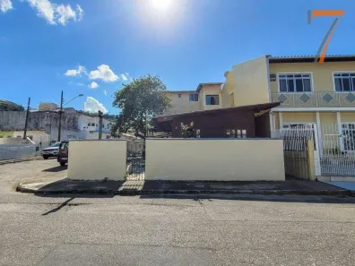Casa com 7 Quartos à venda, 180m² no Roçado, São José