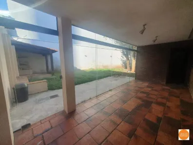 Casa com 4 Quartos para alugar, 350m² no Santa Lúcia, Belo Horizonte