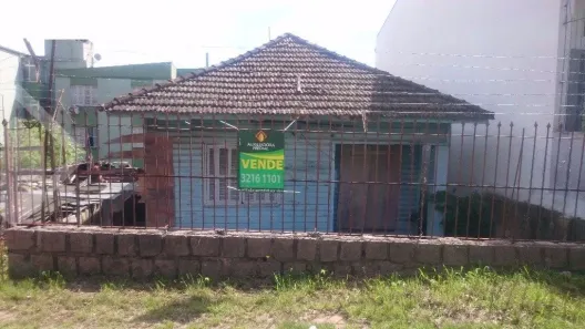 Casa com 3 Quartos à venda, 100m² no Medianeira, Porto Alegre