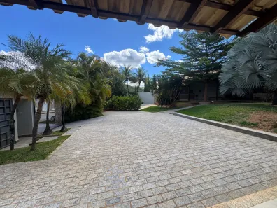 Casa com 4 Quartos à venda, 500m² no Ibituruna, Montes Claros