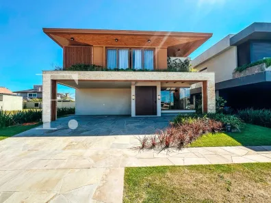 Sobrado com 6 Quartos à venda, 430m² no XANGRI-LÁ, Xangri-Lá