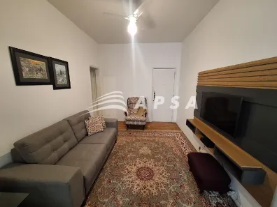 Apartamento com 2 Quartos para alugar, 79m² no Copacabana, Rio de Janeiro