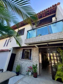 Casa com 4 Quartos à venda, 200m² no Itaigara, Salvador