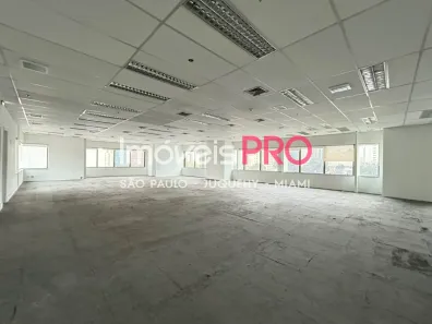 Sala Comercial para alugar, 242m² no Vila Nova Conceição, São Paulo