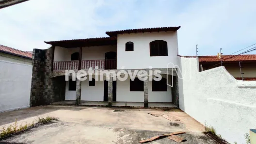 Casa com 4 Quartos à venda, 250m² no Copacabana, Belo Horizonte