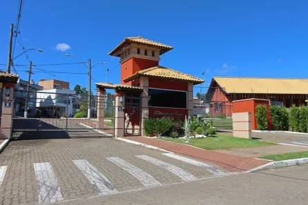 Casa de Condomínio com 3 Quartos à venda, 229m² no Hípica, Porto Alegre