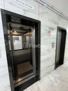 Sala Comercial à venda, 28m² no Centro Histórico, Porto Alegre
