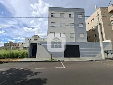 Apartamento com 2 Quartos para alugar, 65m² no Santa Mônica, Uberlândia