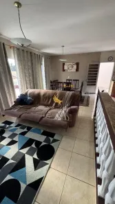 Casa com 3 Quartos para alugar, 184m² no Jardim São Vicente, Jundiaí