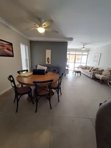 Apartamento com 3 Quartos à venda, 120m² no Coqueiros, Florianópolis