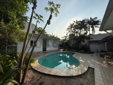 Casa com 4 Quartos para venda ou aluguel, 380m² no Granja Julieta, São Paulo