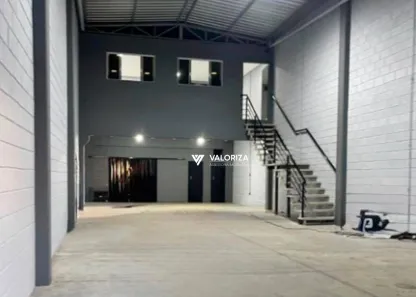 Galpão/Depósito/Armazém para venda ou aluguel, 290m² no Jardim Piazza di Roma, Sorocaba