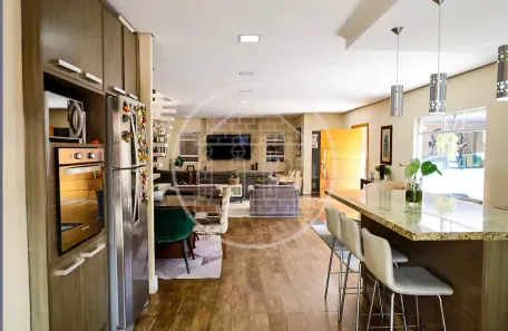 Sobrado com 5 Quartos à venda, 260m² no Cidade Dutra, São Paulo