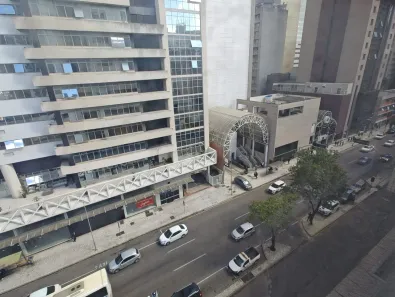 Sala Comercial à venda, 44m² no Centro, Curitiba