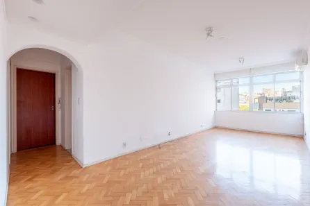 Apartamento com 3 Quartos à venda, 100m² no Moinhos de Vento, Porto Alegre