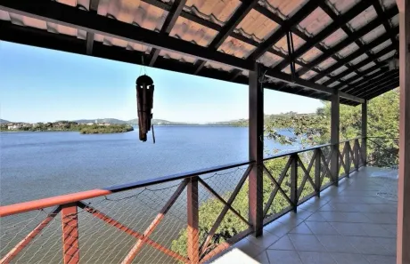Casa com 3 Quartos à venda, 310m² no Lagoa da Conceição, Florianópolis