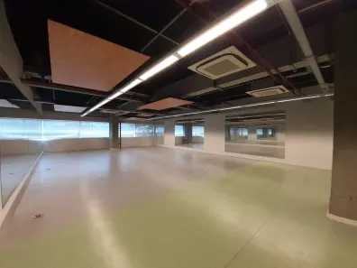 Ponto Comercial para alugar, 1893m² no Lapa de Baixo, São Paulo