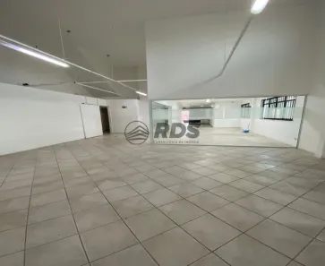 Galpão/Depósito/Armazém à venda, 749m² no Cidade Vargas, São Paulo