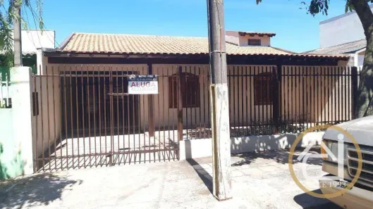 Casa com 3 Quartos para alugar, 230m² no Conjunto Semiramis Barros Braga, Londrina