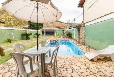 Casa com 4 Quartos à venda, 295m² no Jardim dos Cisnes, São Bento do Sapucaí
