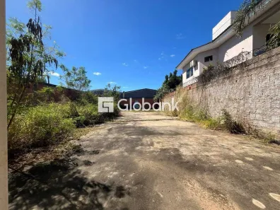 Lote/Terreno para alugar, 360m² no São Mateus, Montes Claros