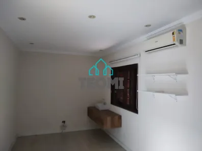 Casa com 4 Quartos à venda, 340m² no Parque São Jorge, Taubaté