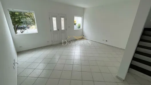 Casa de Condomínio com 2 Quartos para alugar, 200m² no Parque Residencial Itapeti, Mogi das Cruzes
