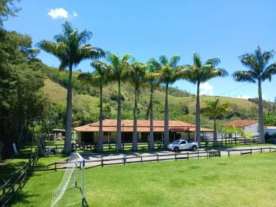 Fazenda/Sítio com 2 Quartos à venda, 400m² no Registro, Taubaté