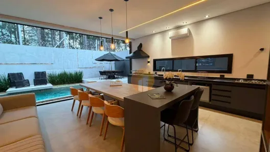 Casa de Condomínio com 4 Quartos à venda, 320m² no Alphaville, Santana de Parnaíba