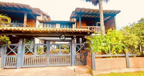 Casa de Condomínio com 4 Quartos à venda, 180m² no Ogiva, Cabo Frio