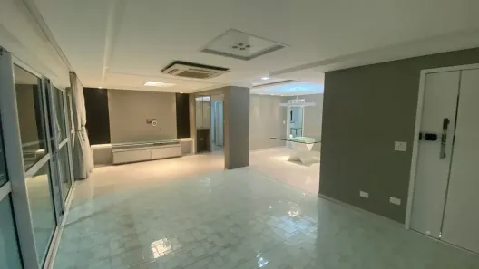 Apartamento com 4 Quartos para alugar, 128m² no Casa Caiada, Olinda