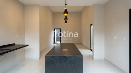 Casa com 2 Quartos à venda, 76m² no Laranjeiras, Uberlândia