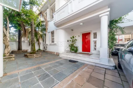 Casa com 5 Quartos à venda, 357m² no Rio Branco, Porto Alegre