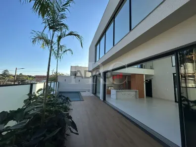 Casa de Condomínio com 4 Quartos à venda, 254m² no Jardins Sevilha, Aparecida de Goiânia