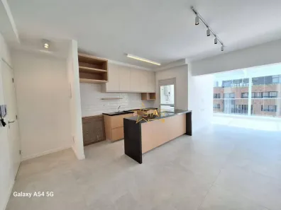 Apartamento com 2 Quartos para alugar, 110m² no Vila Cordeiro, São Paulo