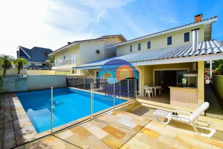 Casa de Condomínio com 4 Quartos à venda, 300m² no Centro, Peruíbe