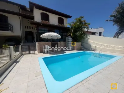 Casa com 5 Quartos à venda, 240m² no Abraão, Florianópolis