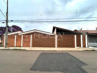 Casa com 3 Quartos para alugar, 340m² no Jardim Macarenco, São Carlos