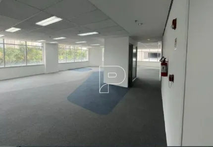 Sala Comercial para alugar, 1356m² no Centro Comercial Jubran, Barueri