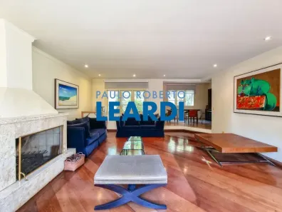 Casa de Condomínio com 4 Quartos à venda, 203m² no Santo Amaro, São Paulo