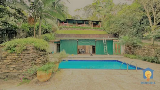 Fazenda/Sítio com 3 Quartos à venda, 200m² no Chácaras Aurora, Embu das Artes