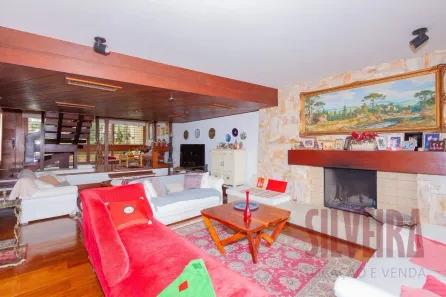 Casa com 5 Quartos à venda, 588m² no Três Figueiras, Porto Alegre