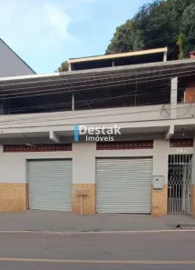 Casa com 3 Quartos para alugar, 711m² no Retiro, Volta Redonda