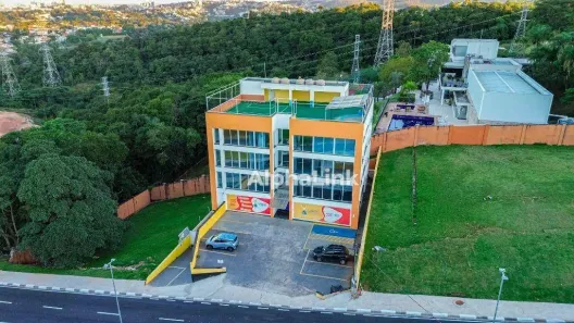 Prédio Comercial para alugar, 1500m² no Alphaville, Santana de Parnaíba