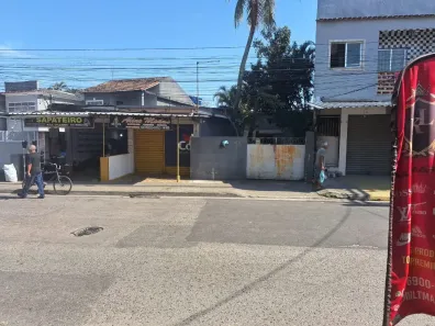 Casa com 3 Quartos à venda, 300m² no Sepetiba, Rio de Janeiro